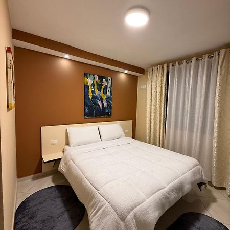Hotel M&S Тирана Экстерьер фото